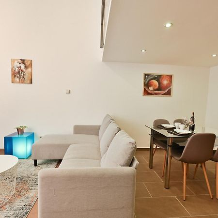 Apartament Danube Dwelling Akacfa 41 Budapeszt Zewnętrze zdjęcie