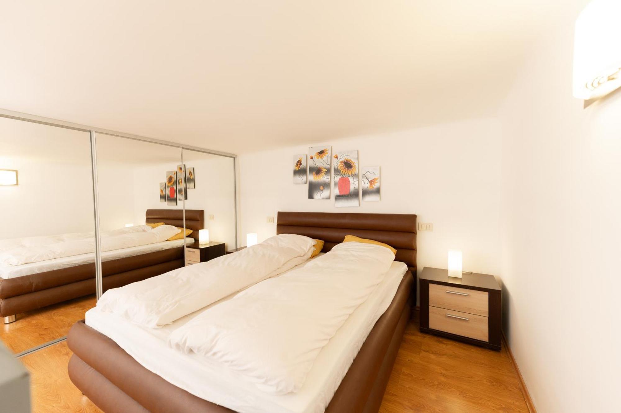 Apartament Danube Dwelling Akacfa 41 Budapeszt Zewnętrze zdjęcie