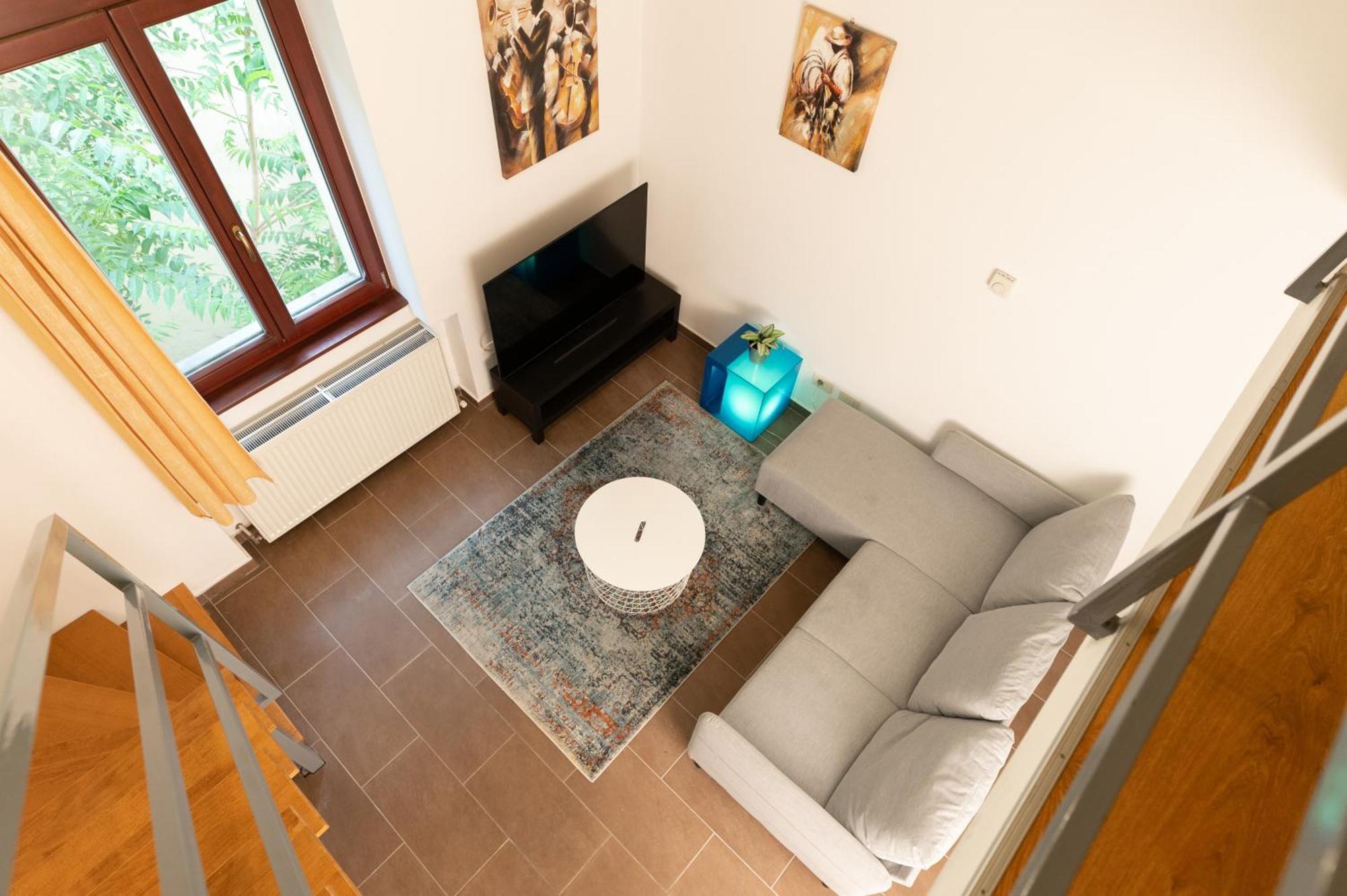 Apartament Danube Dwelling Akacfa 41 Budapeszt Zewnętrze zdjęcie